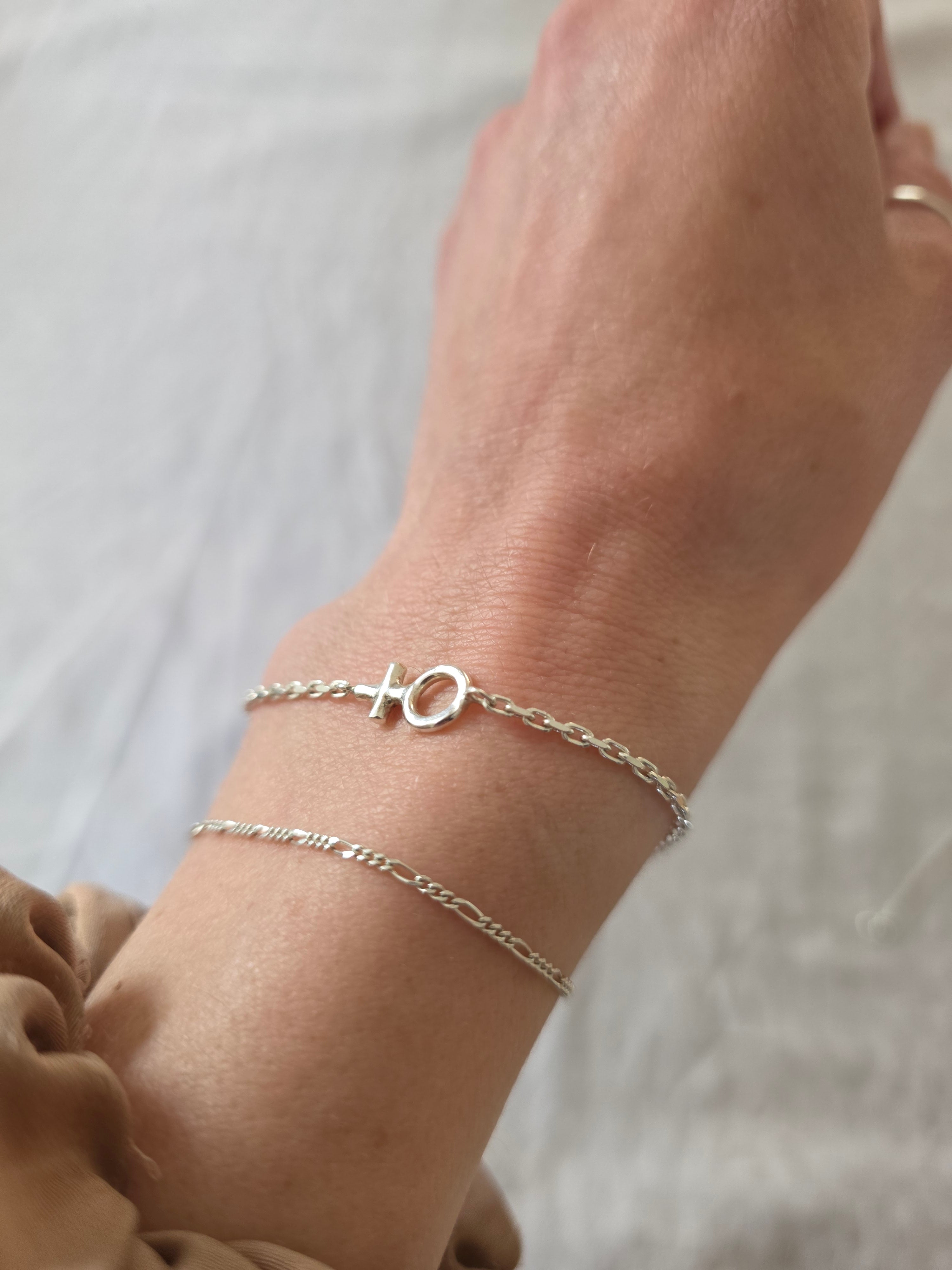 Kvinnokraft armband