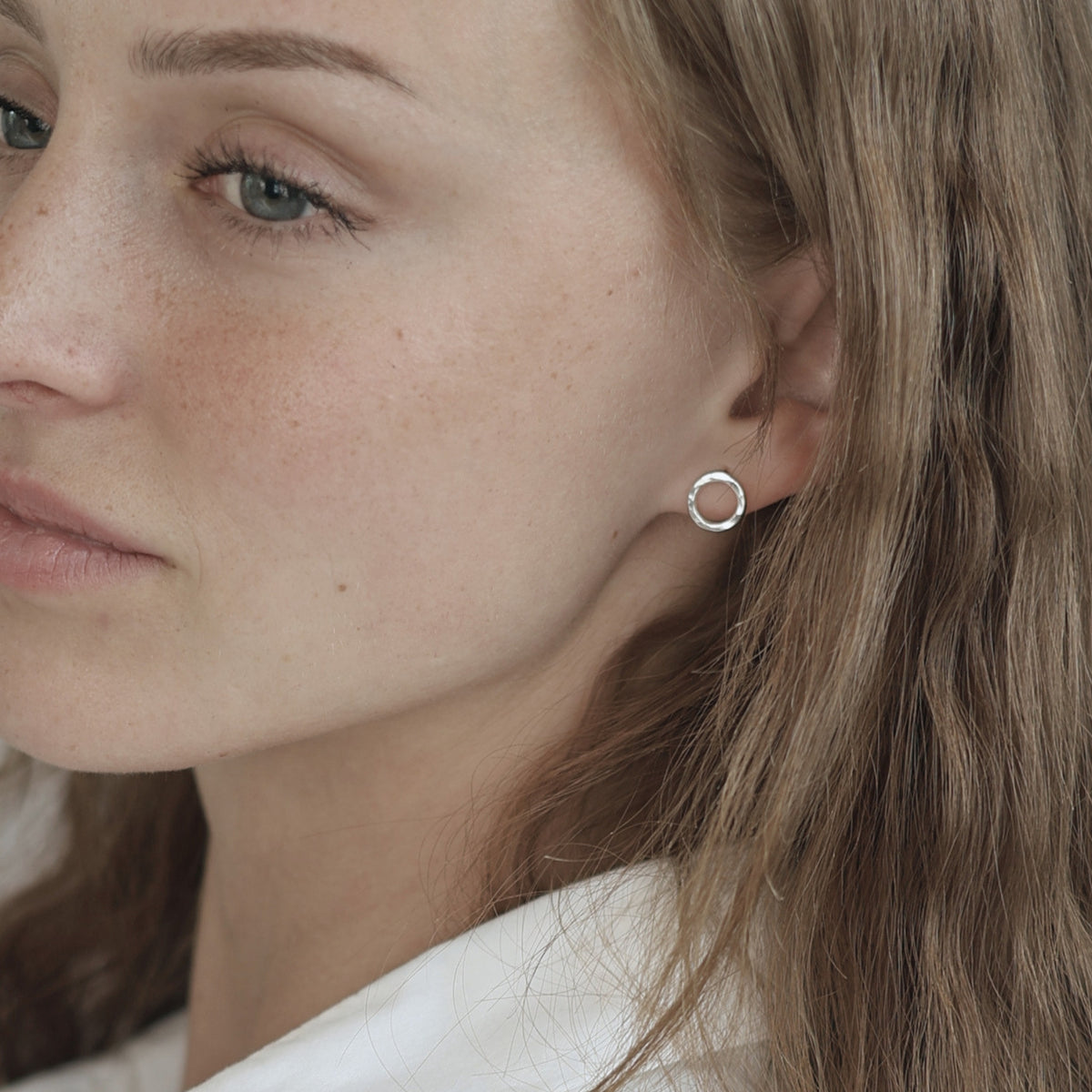 Cirklelstuds (small) - Silverörhängen