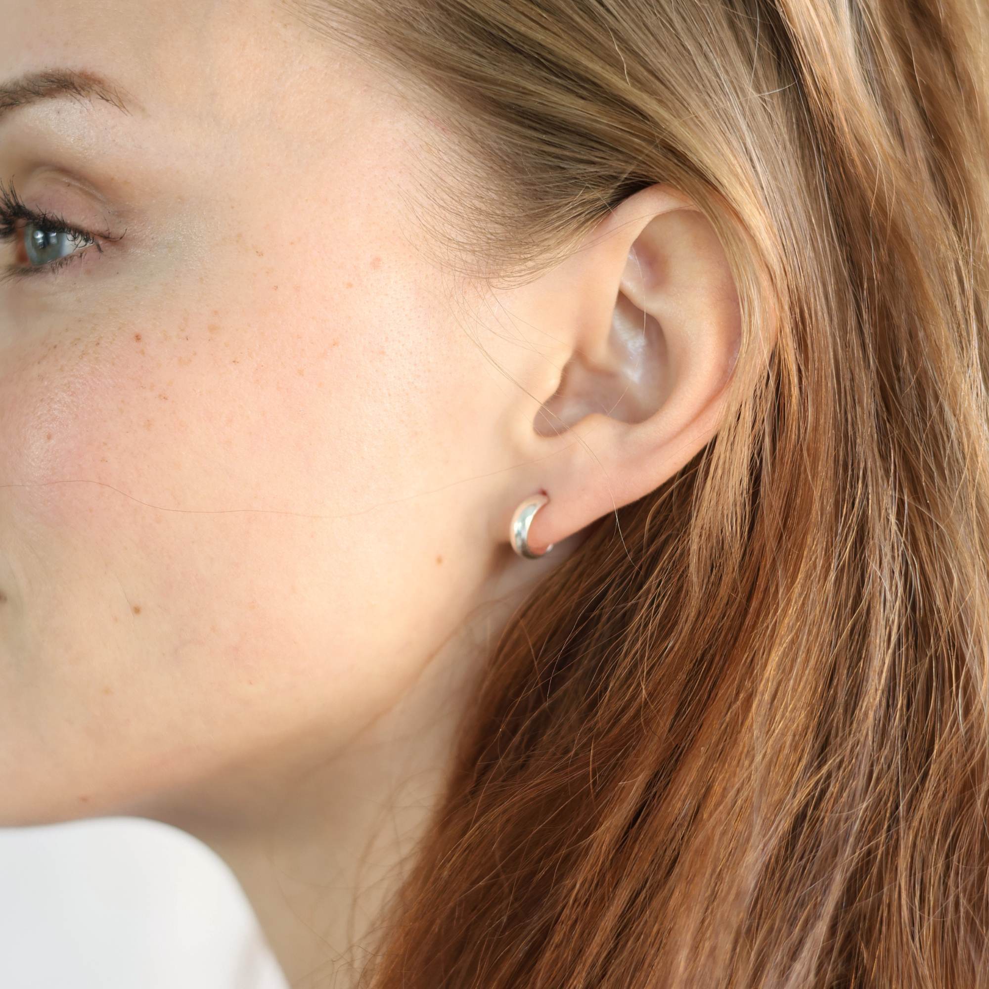Hoops liten 1 cm - Silverörhängen