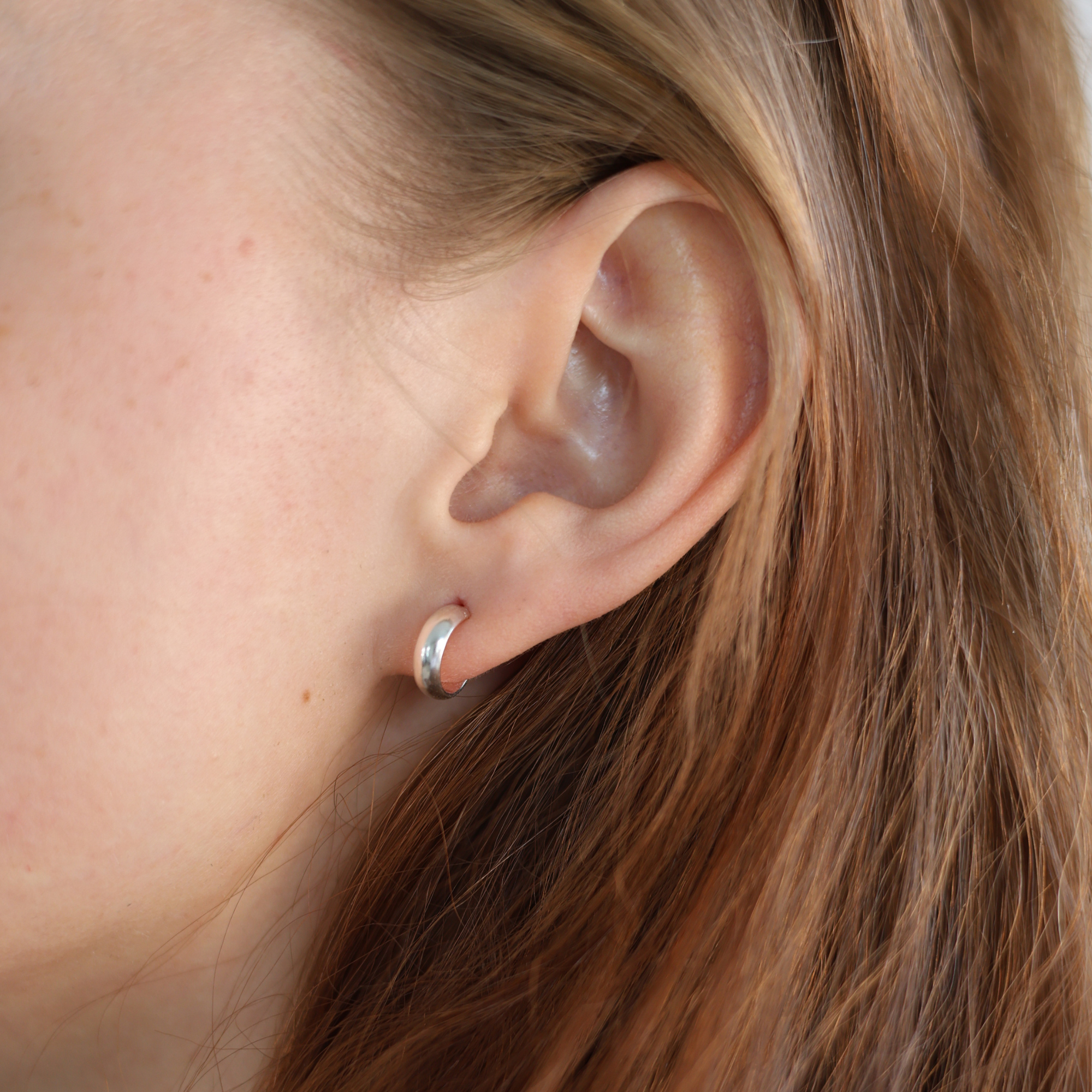 Hoops liten 1 cm - Silverörhängen