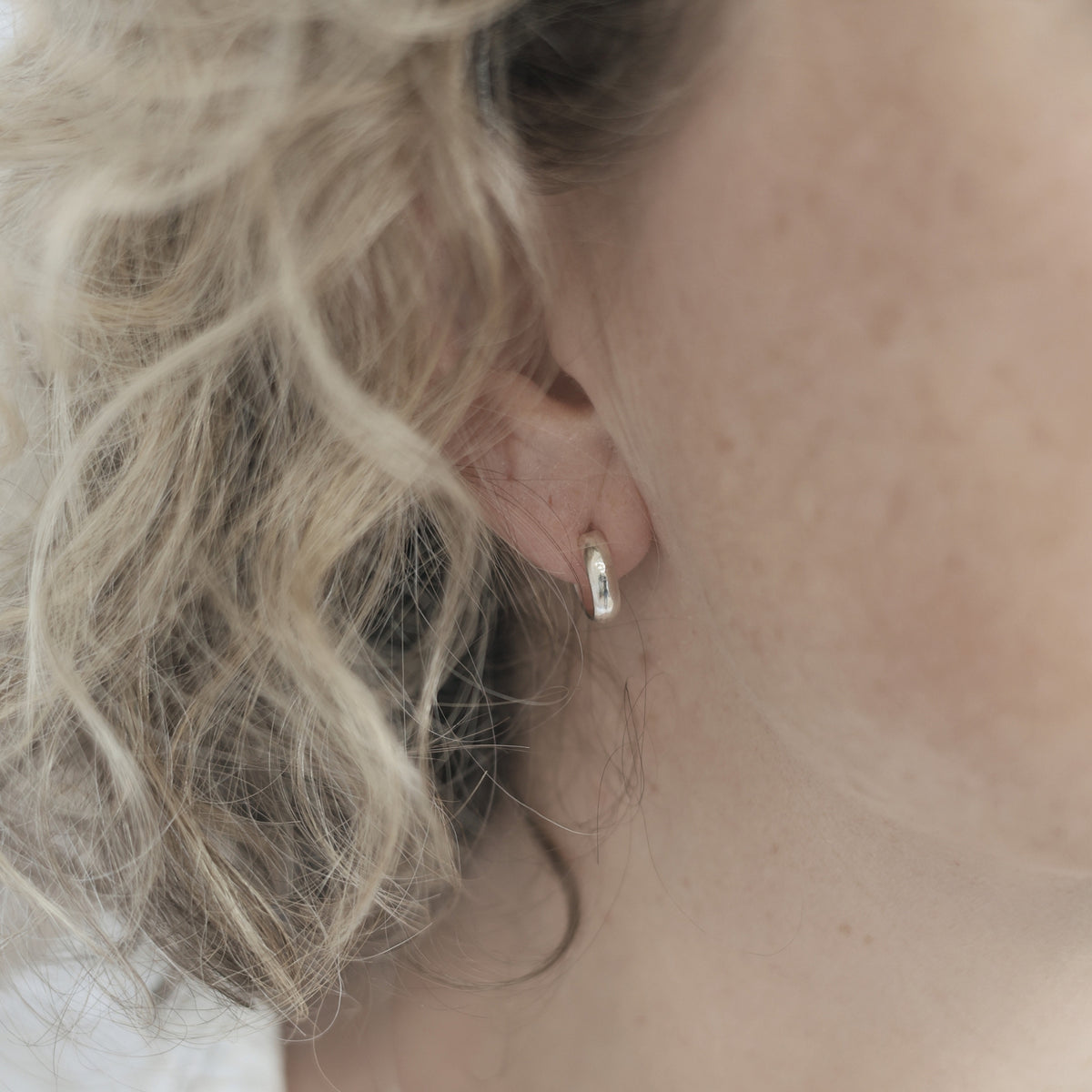Hoops (small) - Silverörhängen