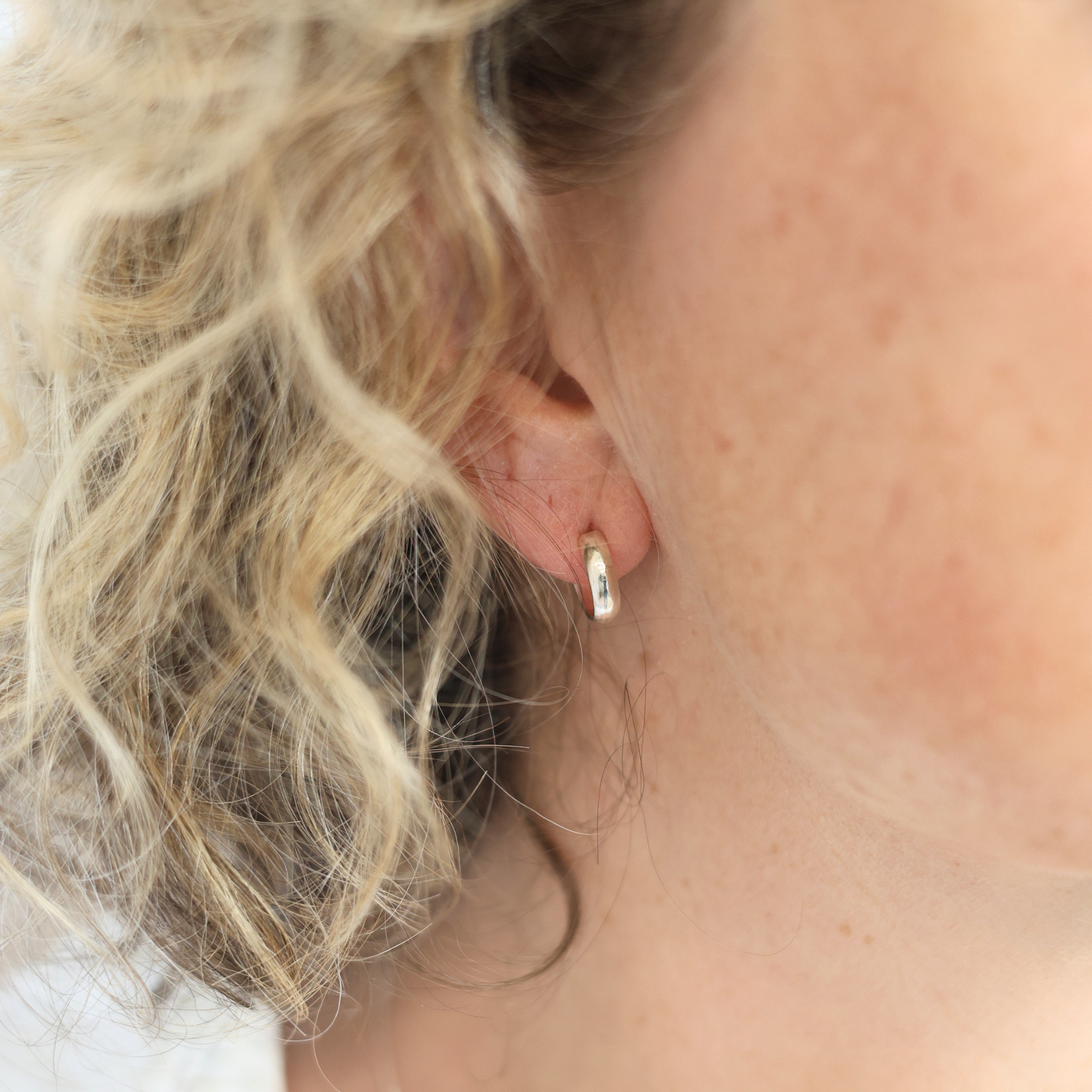 Hoops liten 1 cm - Silverörhängen
