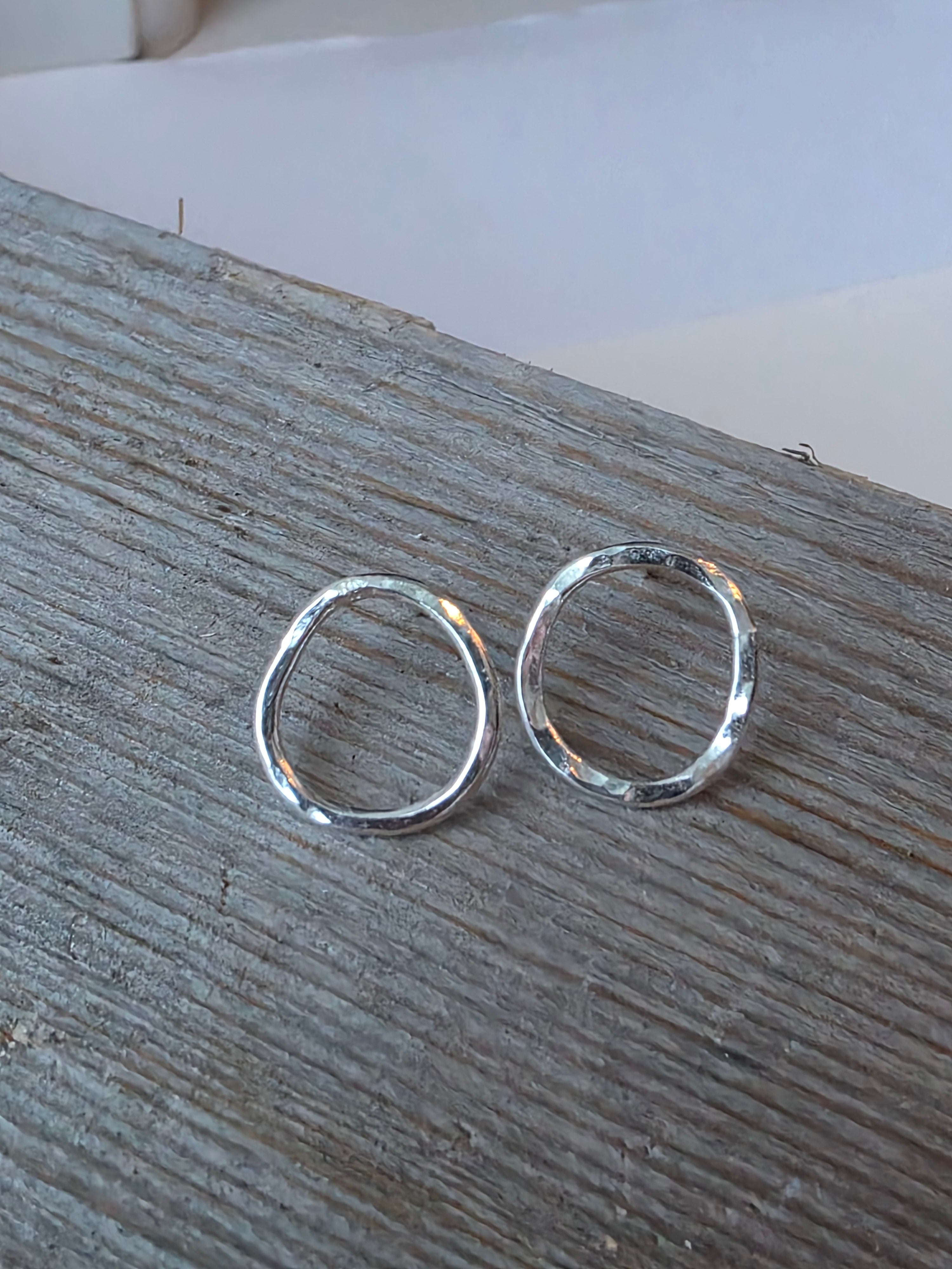 Perfectly Unperfect örhängen studs